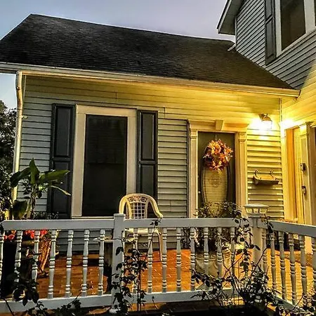 Cozy, Cute, Private Ozark Suite 5 Mins To Hospital Exterior photo