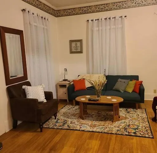 Cozy, Cute, Private Ozark Suite 5 Mins To Hospital
