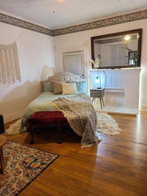 Cozy, Cute, Private 5 Mins To Hospital * Ozark